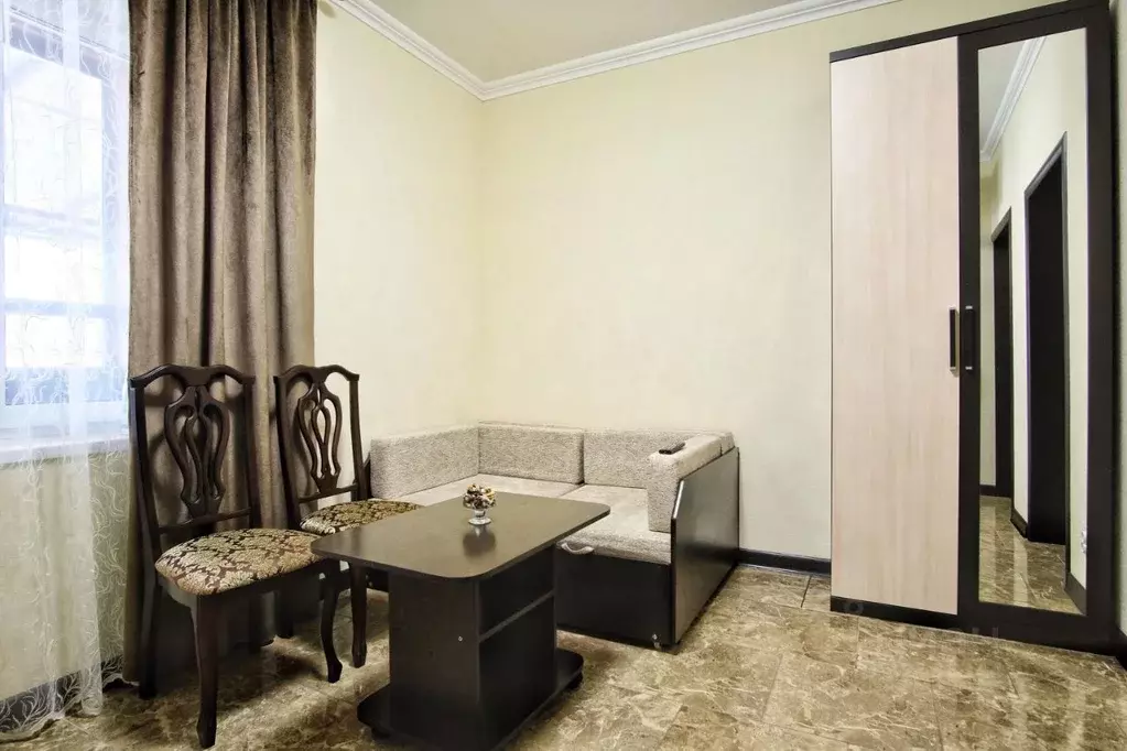 Комната Карачаево-Черкесия, Зеленчукский район, с. Архыз ул. ... - Фото 1