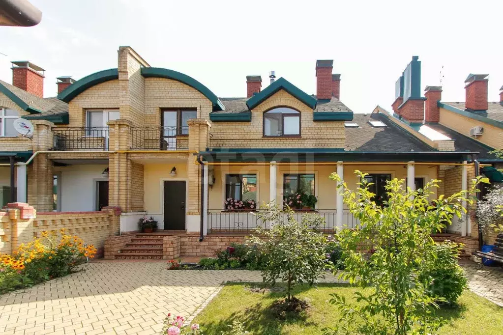 Таунхаус в Тюменская область, Тюмень Барнаульская ул. (176 м) - Фото 1