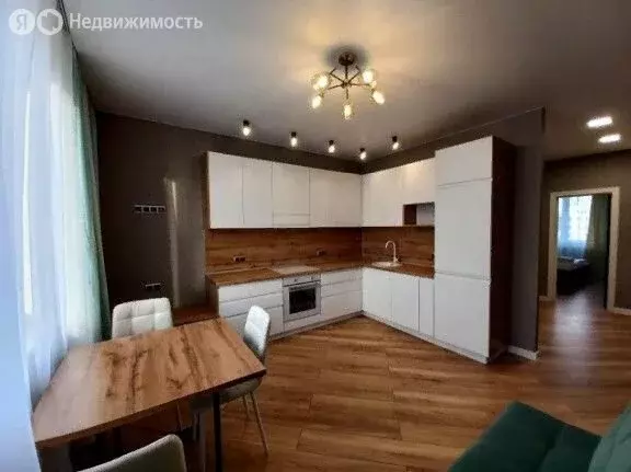 3-комнатная квартира: Краснодар, улица Адмирала Крузенштерна, 6 (86.6 ... - Фото 0