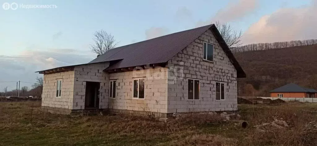 Дом в Майкопский район, Победенское сельское поселение, посёлок ... - Фото 0