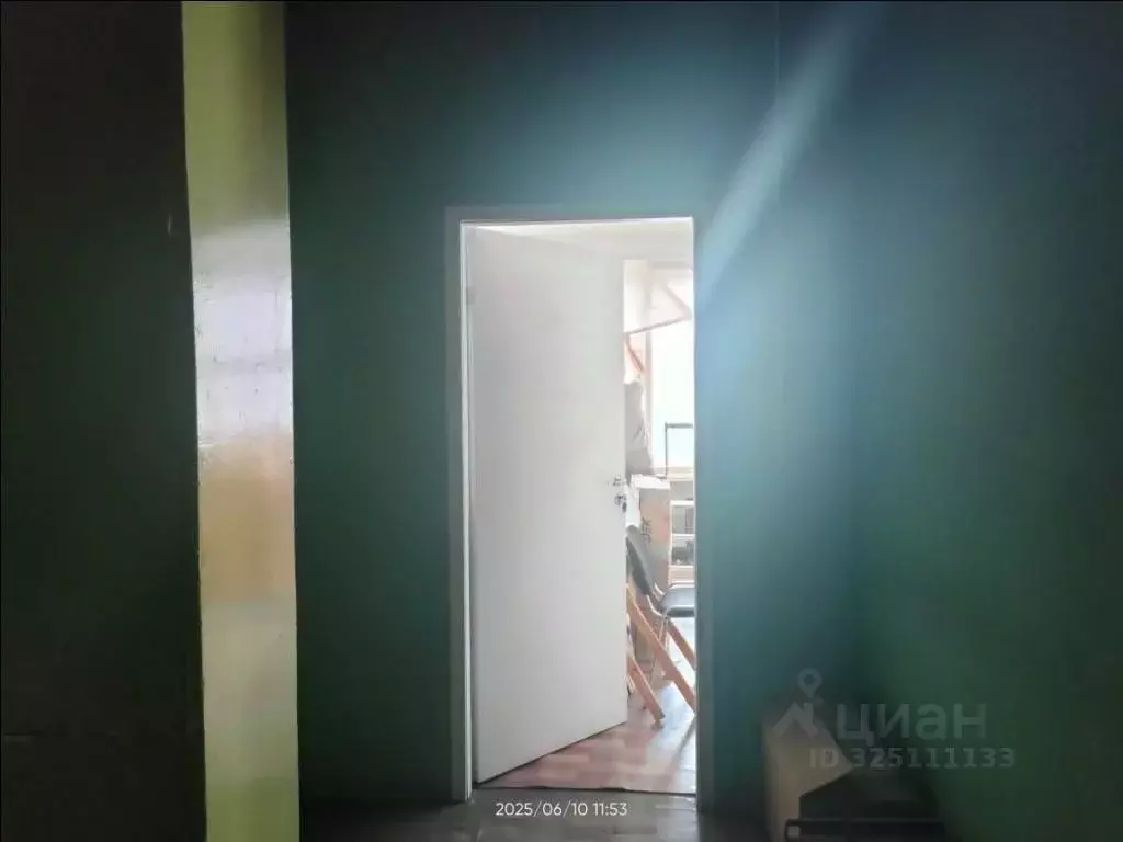 Помещение свободного назначения в Красноярский край, Красноярск ... - Фото 1