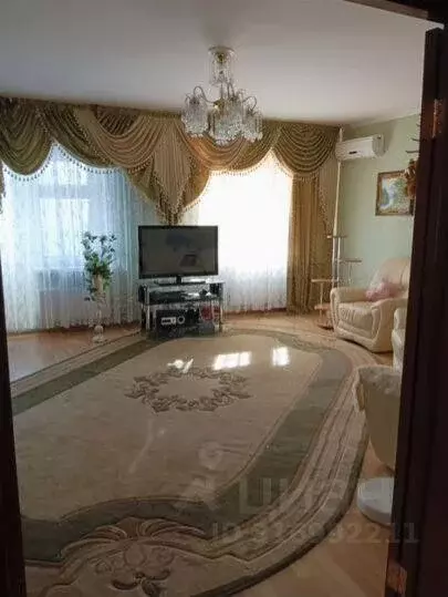 3-к кв. Белгородская область, Старый Оскол Степной мкр, 4 (98.0 м) - Фото 1