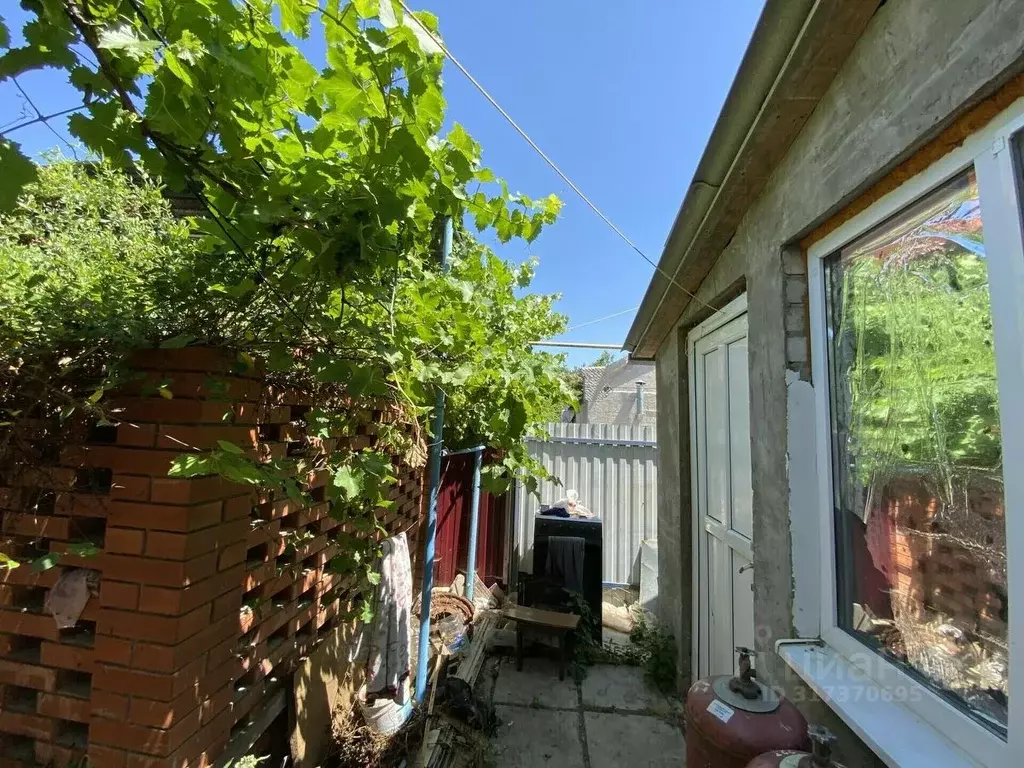 Дом в Краснодарский край, Темрюк ул. Калинина (170 м) - Фото 0