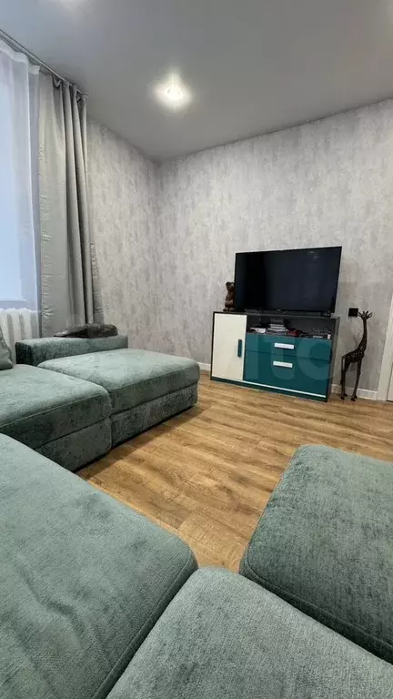 2-к. квартира, 50 м, 1/11 эт. - Фото 1