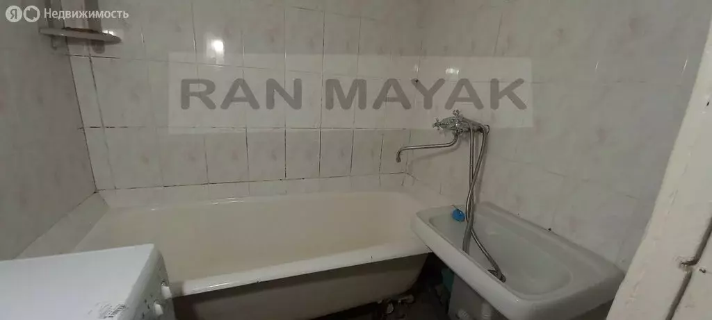 2-комнатная квартира: Майкоп, улица 8 Марта, 22 (51.2 м) - Фото 2