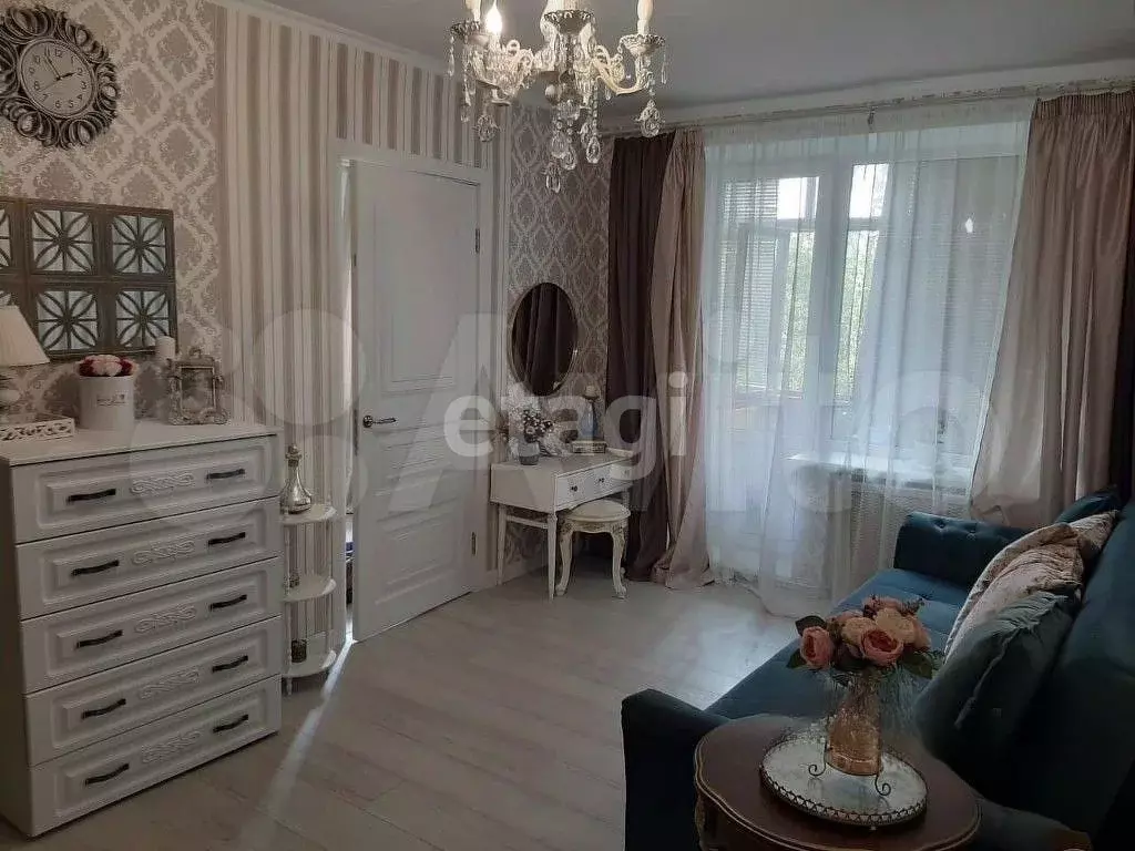 2-к. квартира, 42,9 м, 5/5 эт. - Фото 1