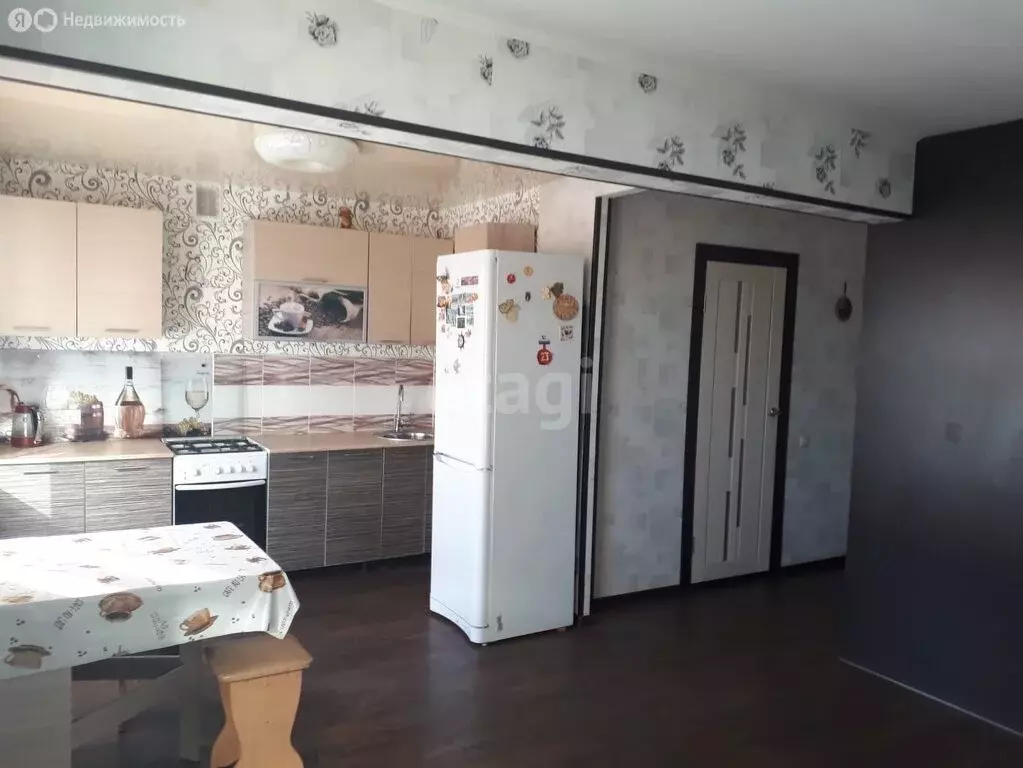 Квартира-студия: Ангарск, 15-й микрорайон, 6 (33 м) - Фото 1