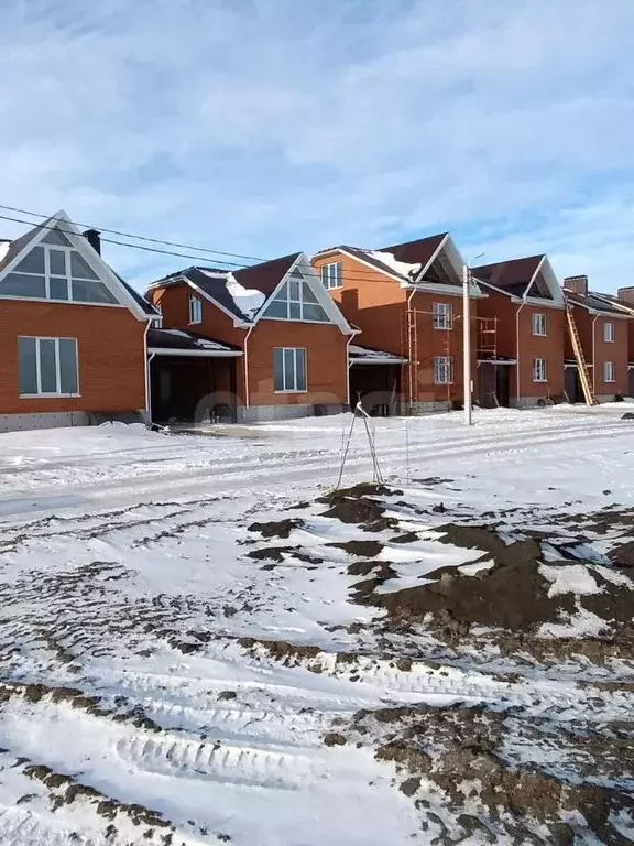 Дом в Ульяновская область, Ульяновск ул. Героя Российской Федерации ... - Фото 1