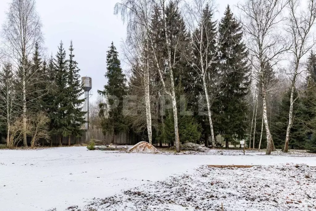 Участок в Московская область, Одинцовский городской округ, д. ... - Фото 1