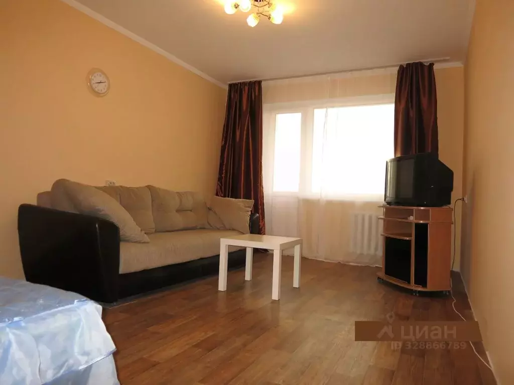 1-к кв. Брянская область, Брянск Авиационная ул., 23 (37.0 м) - Фото 1