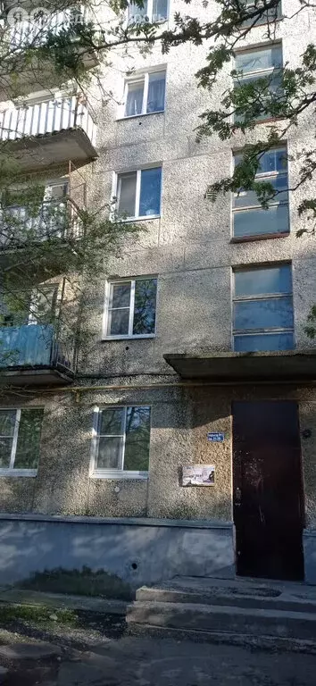1-комнатная квартира: Кировград, улица Свердлова, 64Б (30.1 м) - Фото 0