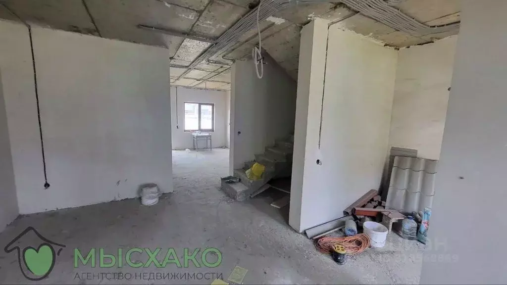 Таунхаус в Краснодарский край, Новороссийск городской округ, с. ... - Фото 1