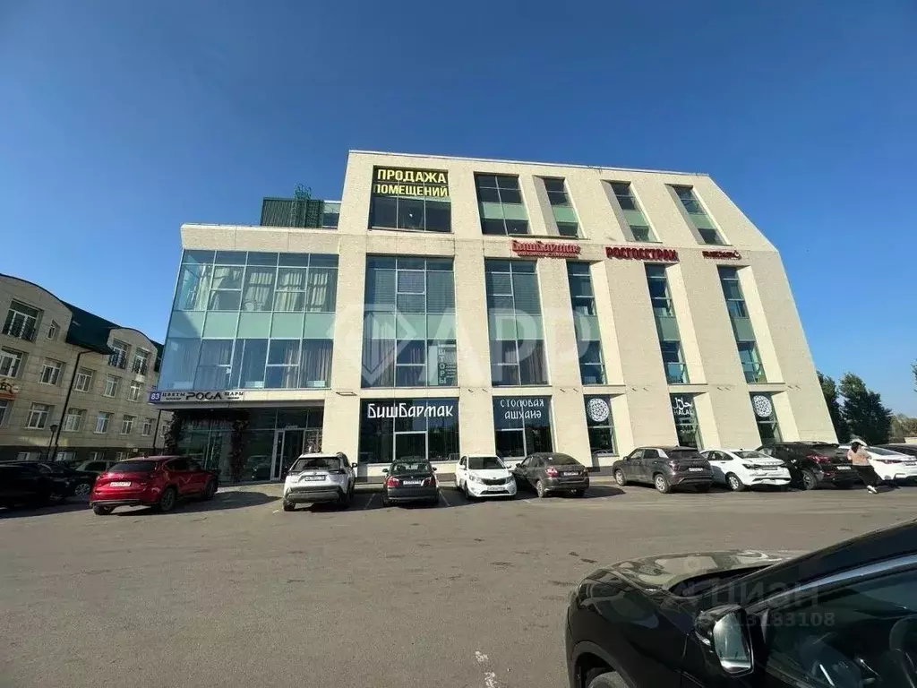 Помещение свободного назначения в Татарстан, Набережные Челны просп. ... - Фото 1