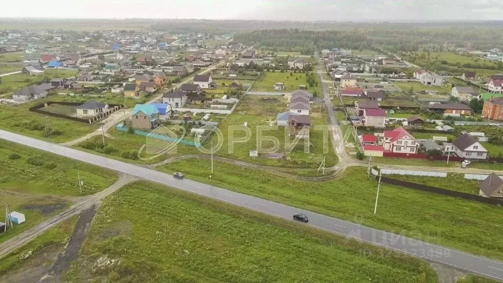 Участок в Тюменская область, Тюменский муниципальный округ, с. Чикча, ... - Фото 1