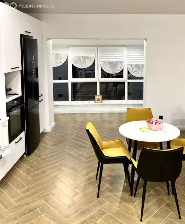 1-комнатная квартира: Владикавказ, улица Билара Кабалоева, 6 (74 м) - Фото 0