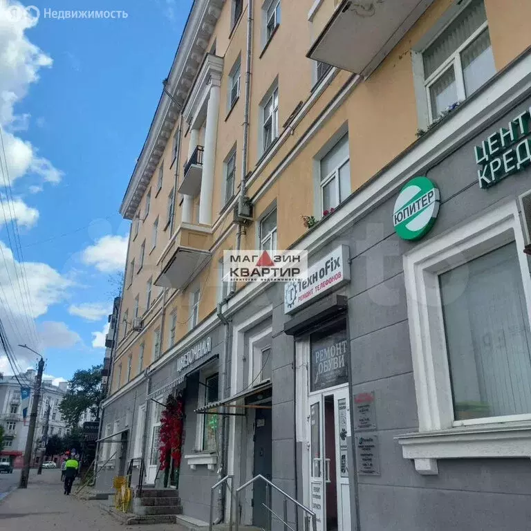 2-комнатная квартира: Смоленск, улица Дзержинского, 2 (60 м) - Фото 0