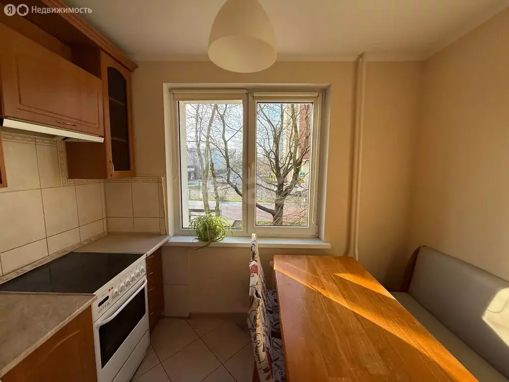 2-комнатная квартира: Калининград, набережная Генерала Карбышева, 8 ... - Фото 2