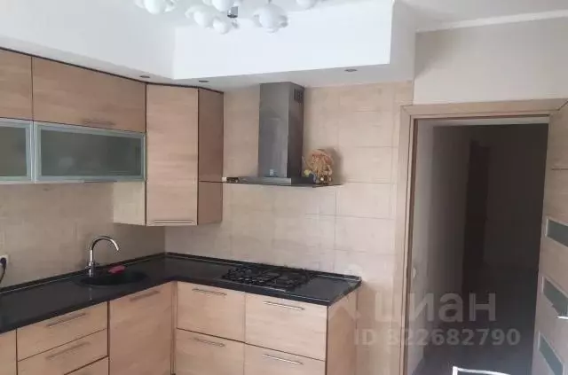 2-к кв. Пензенская область, Пенза ул. Новый Кавказ, 17 (70.0 м) - Фото 1