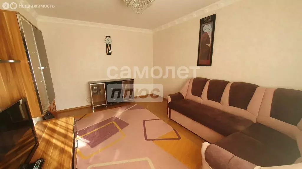 3-комнатная квартира: Липецк, улица А.Г. Стаханова, 12 (64.2 м) - Фото 1
