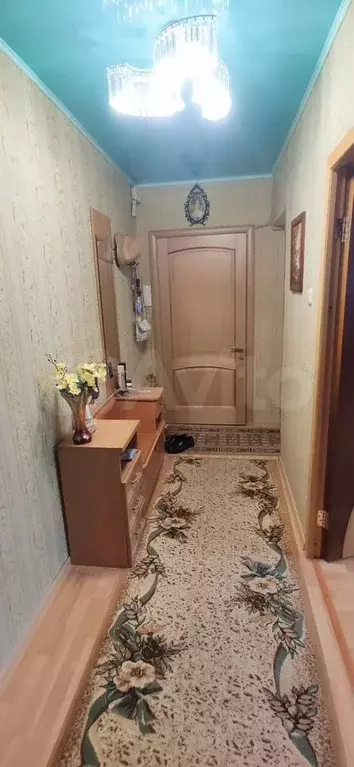 Комната 11 м в 3-к., 1/9 эт. - Фото 1