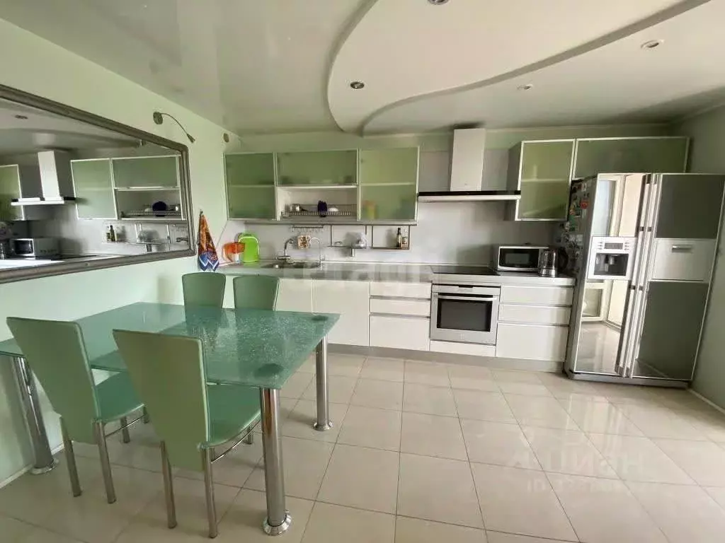 3-к кв. Амурская область, Благовещенск Комсомольская ул., 16 (86.4 м) - Фото 1