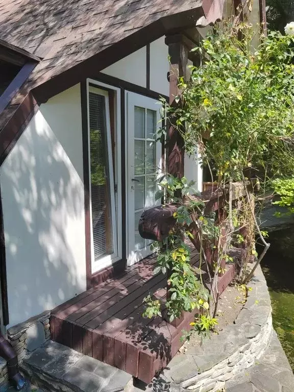 Дом в Краснодарский край, Геленджик ул. Герцена, 23 (8 м) - Фото 1