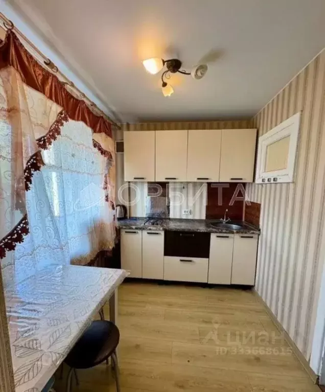 2-к кв. Тюменская область, Тюмень ул. Луначарского, 9 (44.0 м) - Фото 2