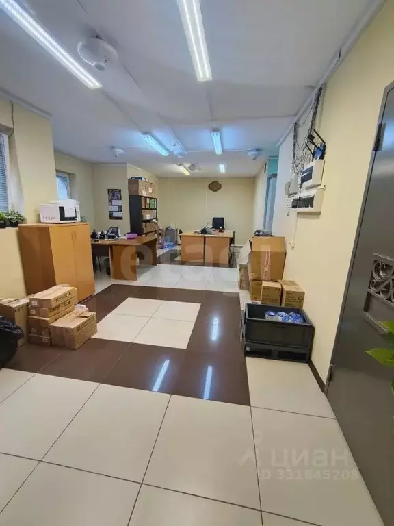 Офис в Брянская область, Брянск Авиационная ул., 11 (78 м) - Фото 1