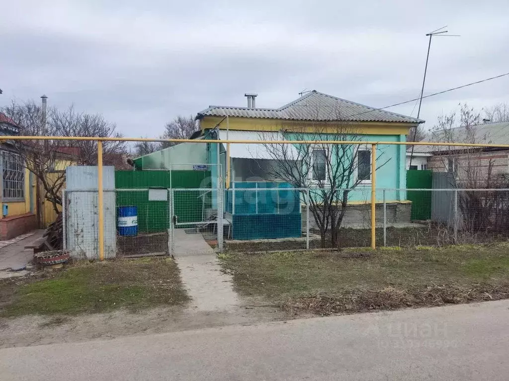 Дом в Воронежская область, Грибановский пгт ул. Октябрьская, 30 (55 м) - Фото 0