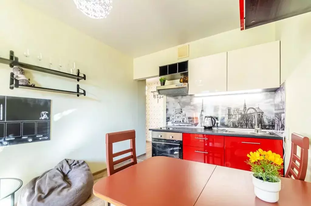 1-к кв. Самарская область, Самара ул. Лукачева, 10 (53.0 м) - Фото 1