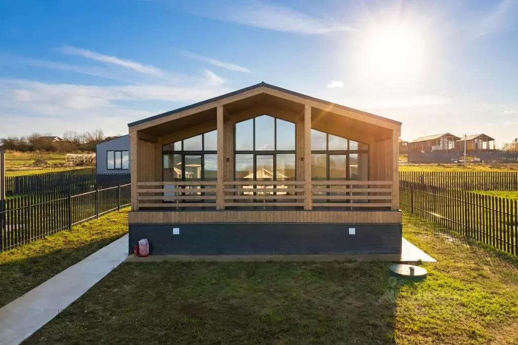 Дом в Ленинградская область, Ломоносовский район, Аннинское городское ... - Фото 1