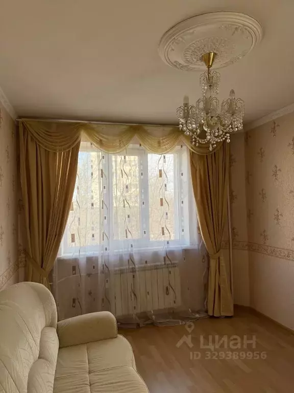 3-к кв. Московская область, Клин Ленинградская ул., 23 (70.0 м) - Фото 1