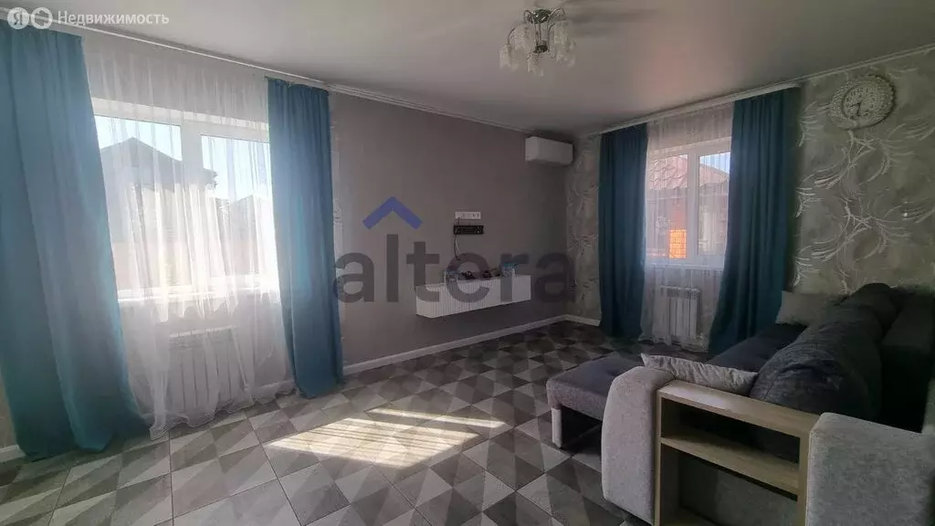 Дом в село Высокая Гора, Тополиная улица, 27В (115 м) - Фото 1