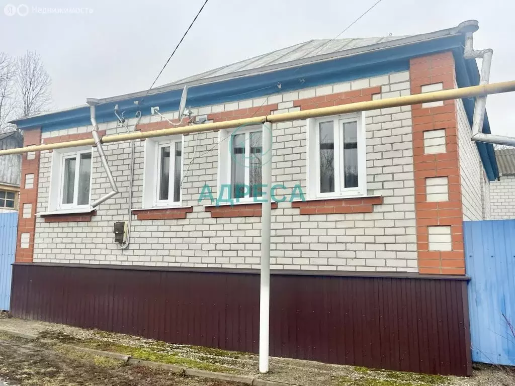 Дом в село Голубино, улица Ковали (80 м) - Фото 1