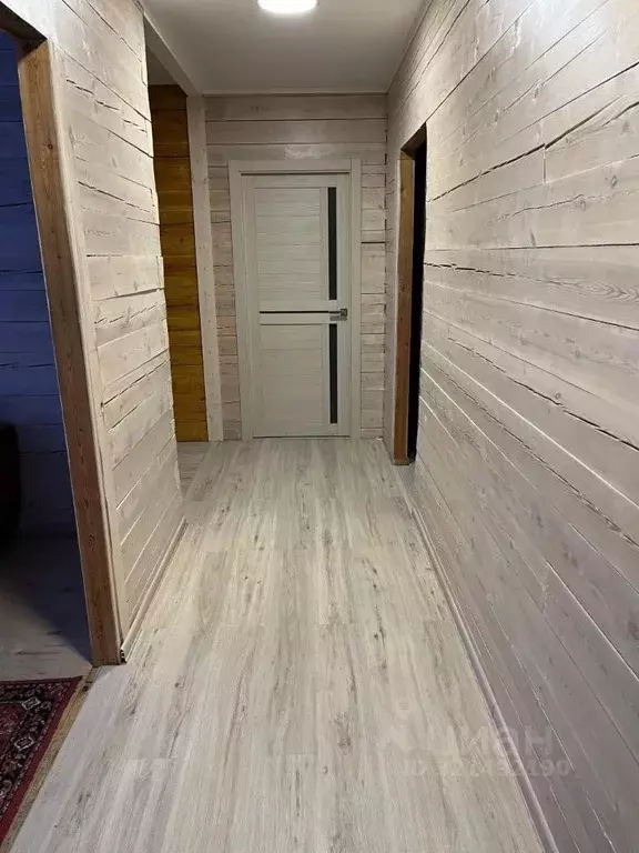Дом в Саха (Якутия), Якутск ул. Пилотов, 37 (165 м) - Фото 1