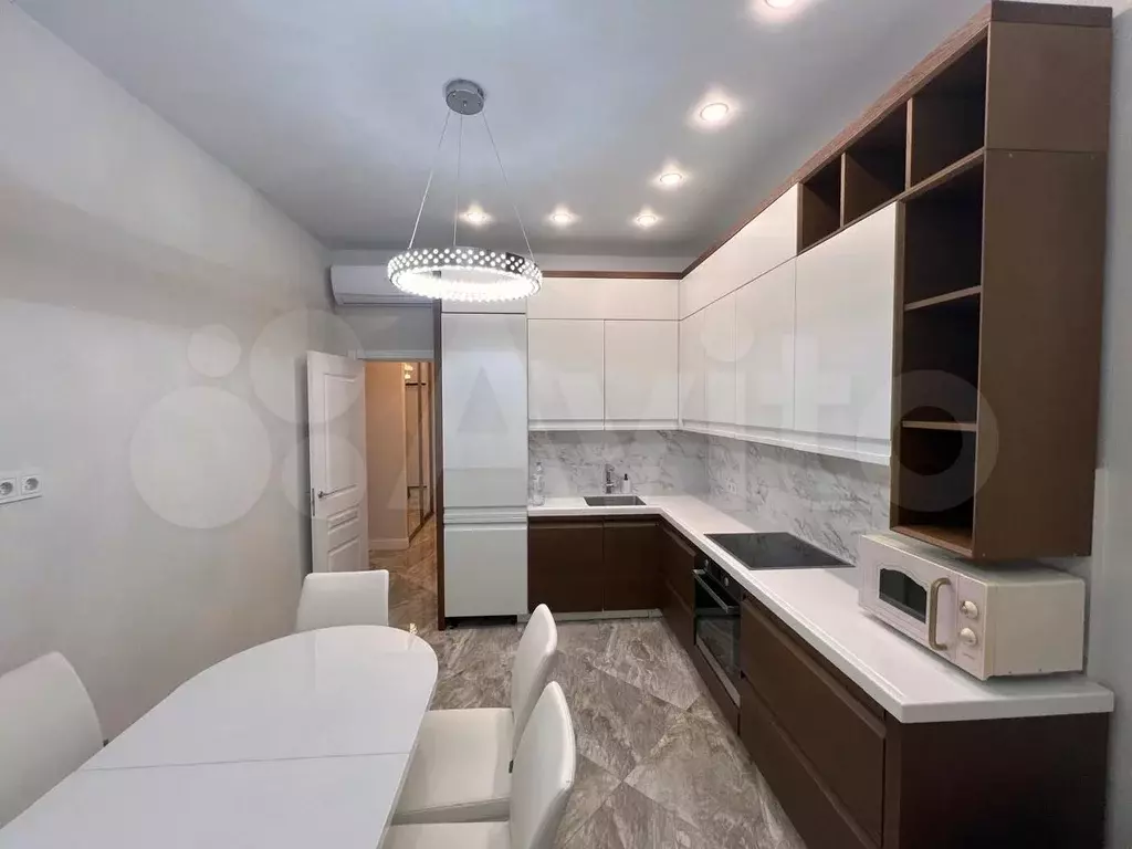 2-к. квартира, 70 м, 27/29 эт. - Фото 1