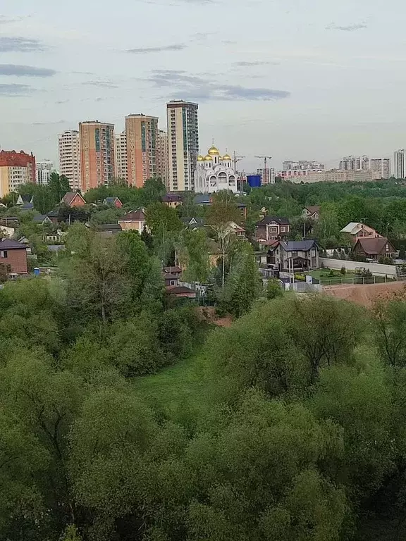 1-к. квартира, 40 м, 12/25 эт. - Фото 1