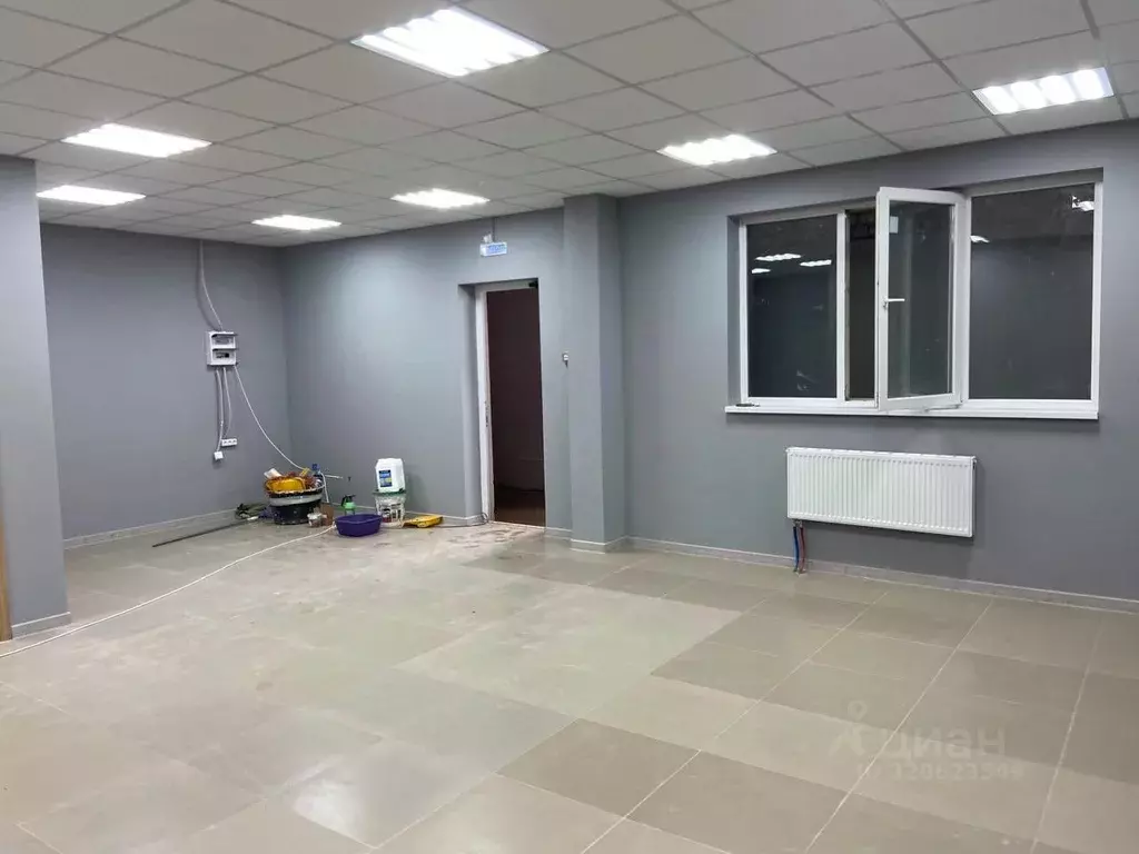 Офис в Волгоградская область, Волгоград бул. 30-летия Победы, 19Б (113 ... - Фото 0