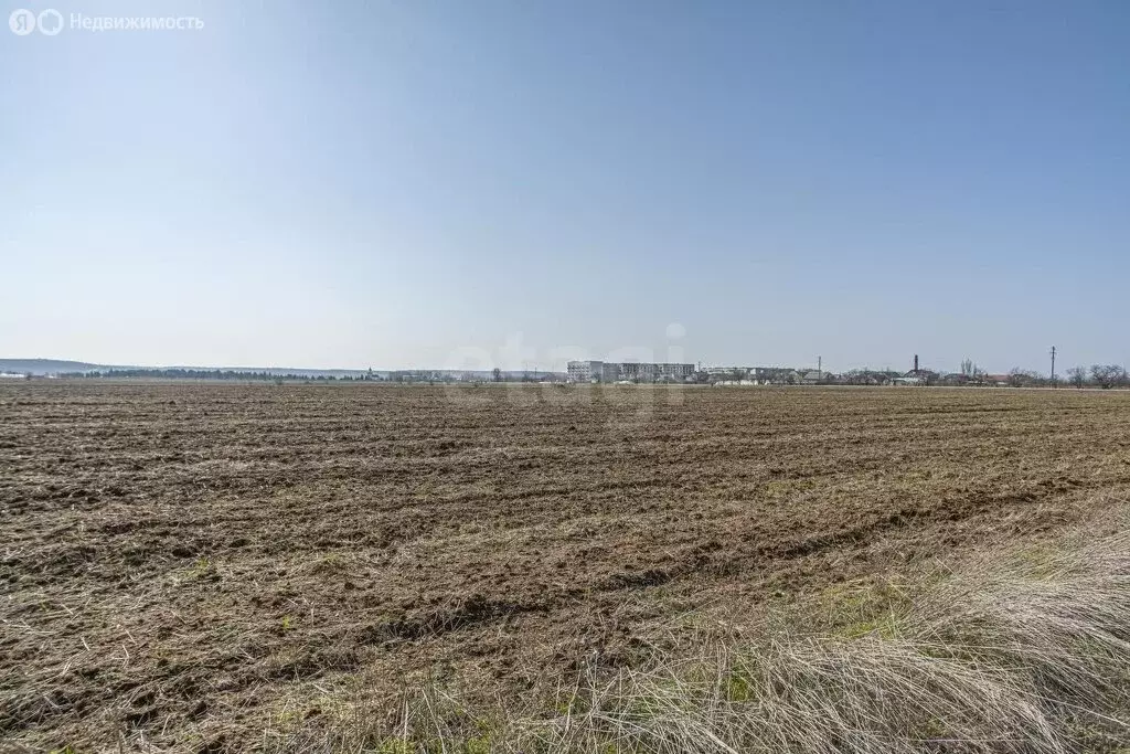 Участок в Бахчисарайский район, село Вилино (8.03 м) - Фото 1