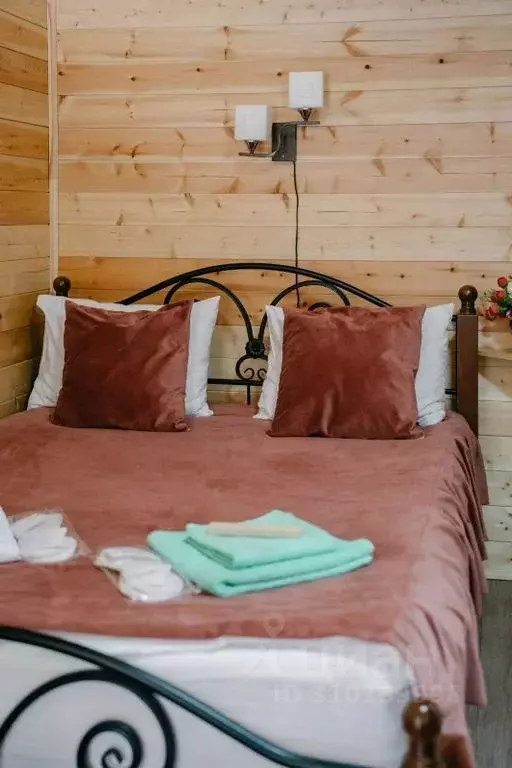 Дом в Карачаево-Черкесия, Зеленчукский район, с. Архыз  (20 м) - Фото 1