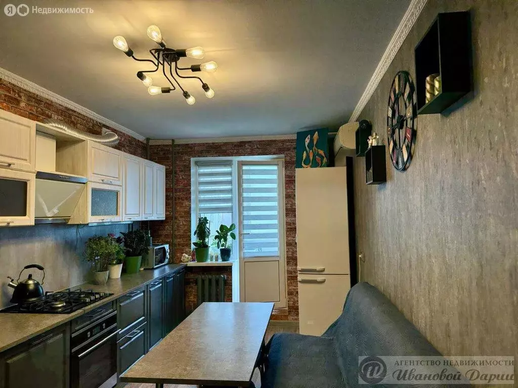 2-комнатная квартира: Самара, Ставропольская улица, 204 (72.1 м) - Фото 0