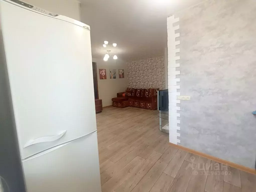 2-к кв. Тульская область, Новомосковск Олимпийская ул., 8 (43.0 м) - Фото 2