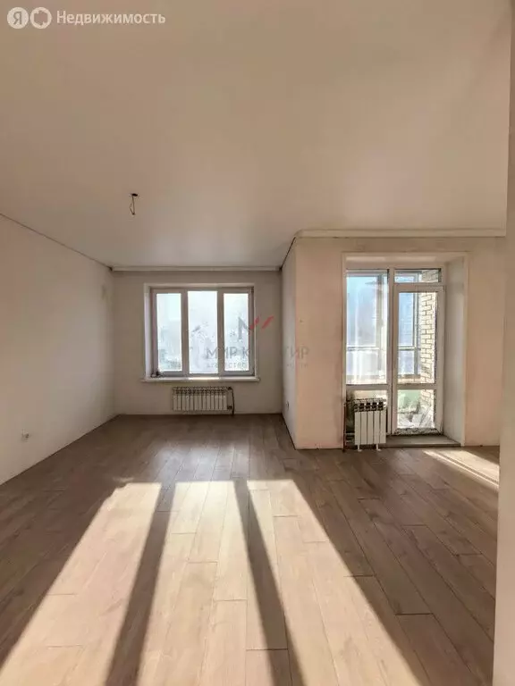 2-комнатная квартира: Абакан, улица Генерала Тихонова, 8 (60.6 м) - Фото 0