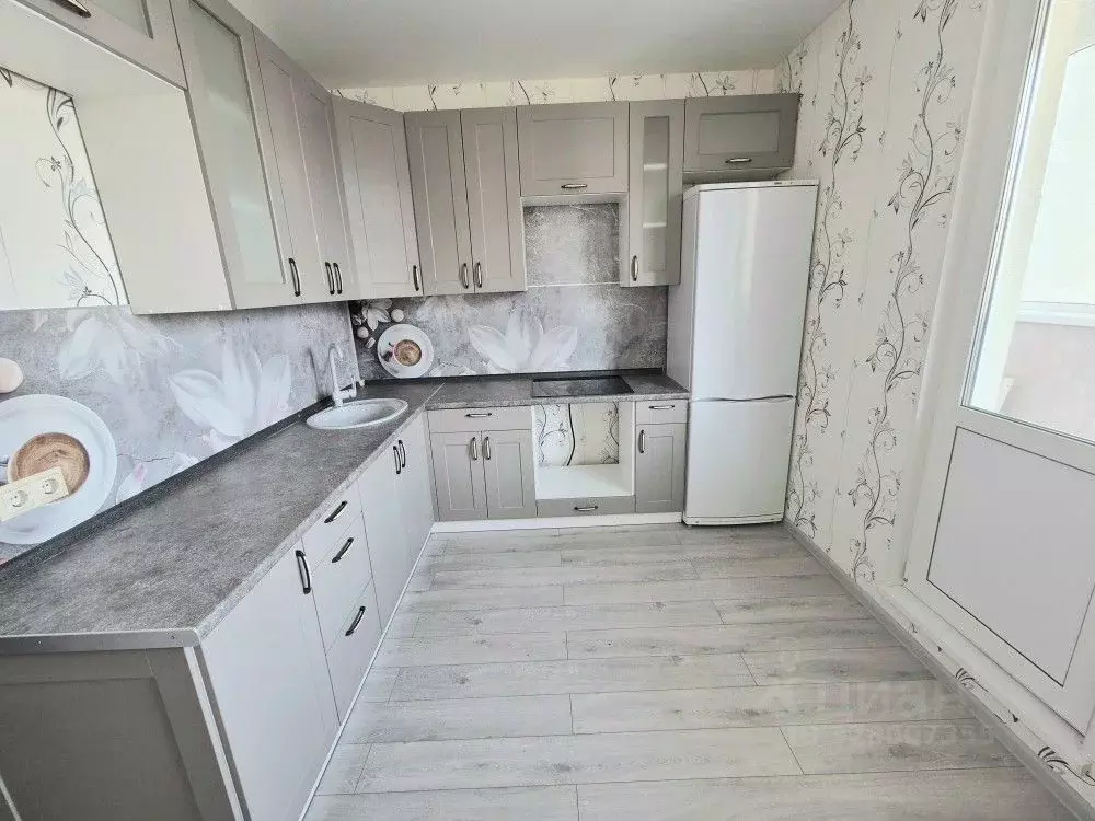 2-к кв. Московская область, Домодедово Южный мкр, ул. Курыжова, 13 ... - Фото 1