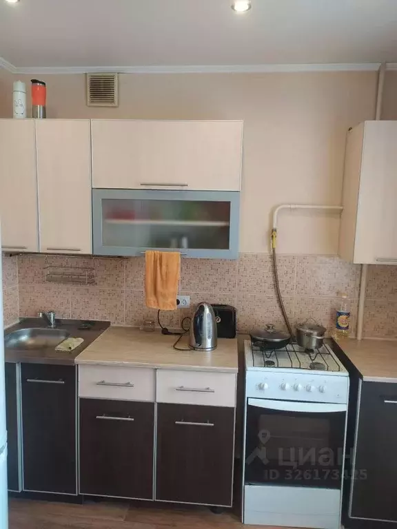 1-к кв. Омская область, Омск Средняя ул., 7 (34.0 м) - Фото 1