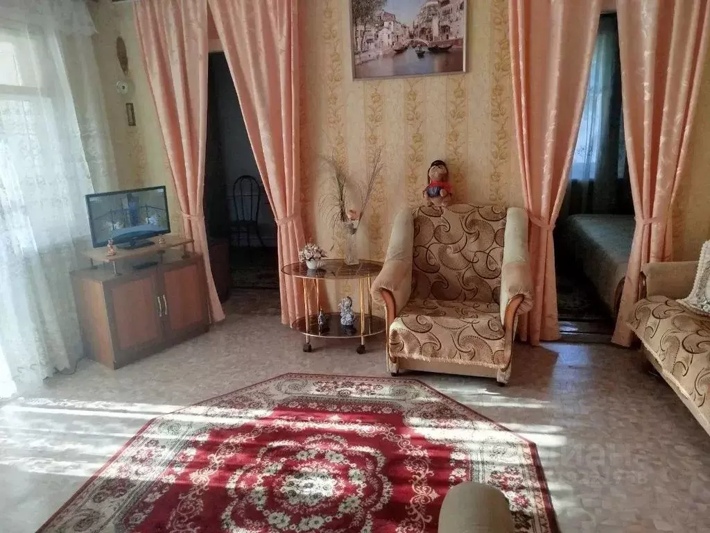 3-к кв. Краснодарский край, Туапсе ул. Фрунзе, 25 (42.0 м) - Фото 0