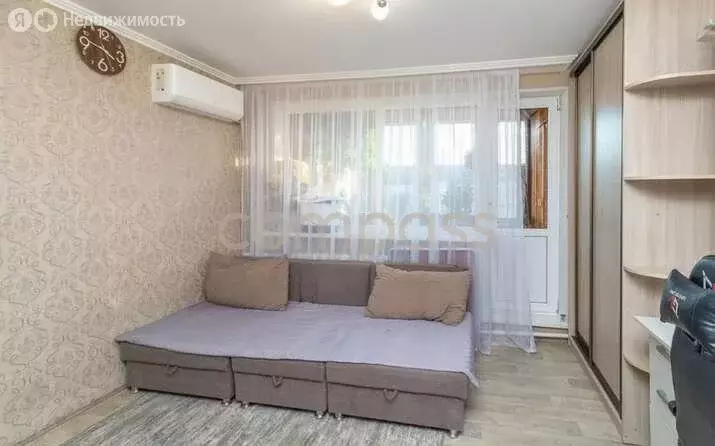 2-комнатная квартира: Тюмень, улица Газовиков, 20 (34 м) - Фото 0