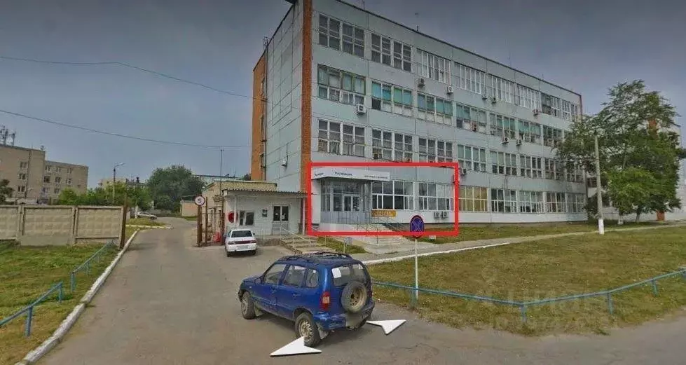 Помещение свободного назначения в Самарская область, Сызрань ул. ... - Фото 1