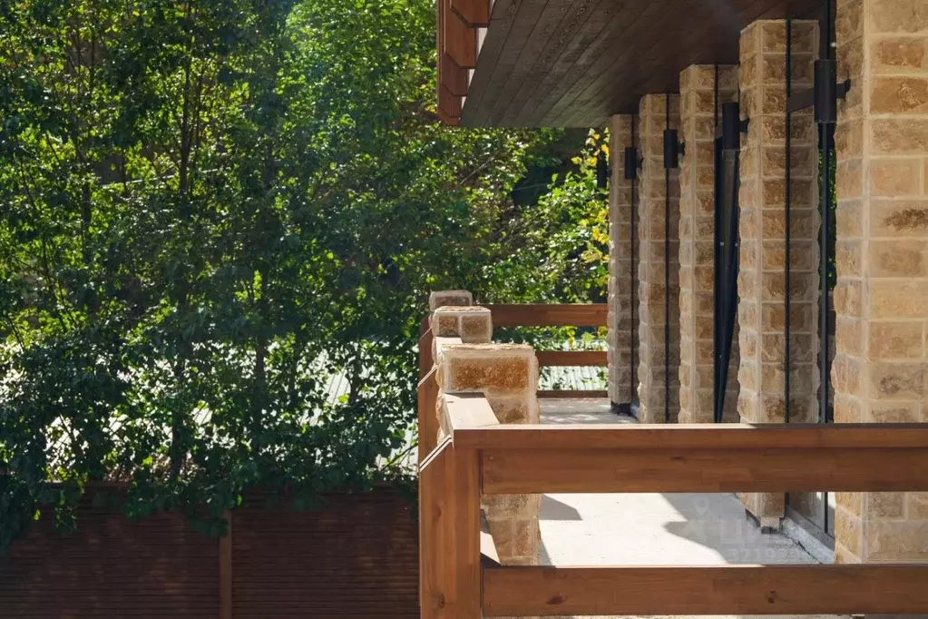 Дом в Краснодарский край, Сочи Красная Поляна пгт, ул. ... - Фото 2