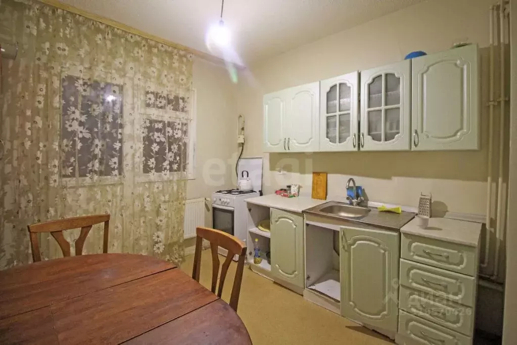 2-к кв. Ямало-Ненецкий АО, Новый Уренгой Оптимистов мкр, 4/3 (69.0 м) - Фото 0